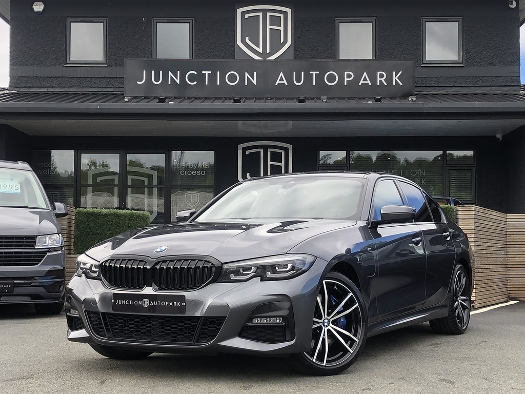 BMW 3 Series 330E M Sport YC21PJE Grey #2