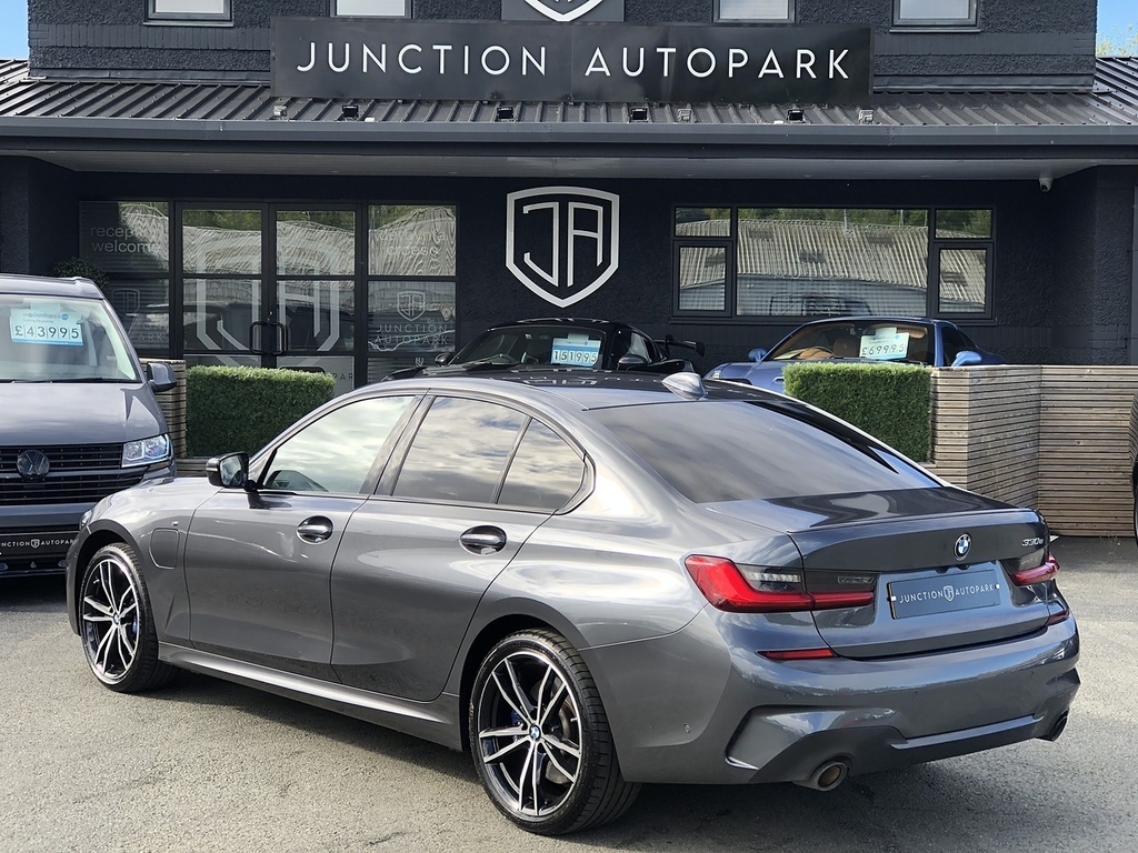BMW 3 Series 330E M Sport YC21PJE Grey #3