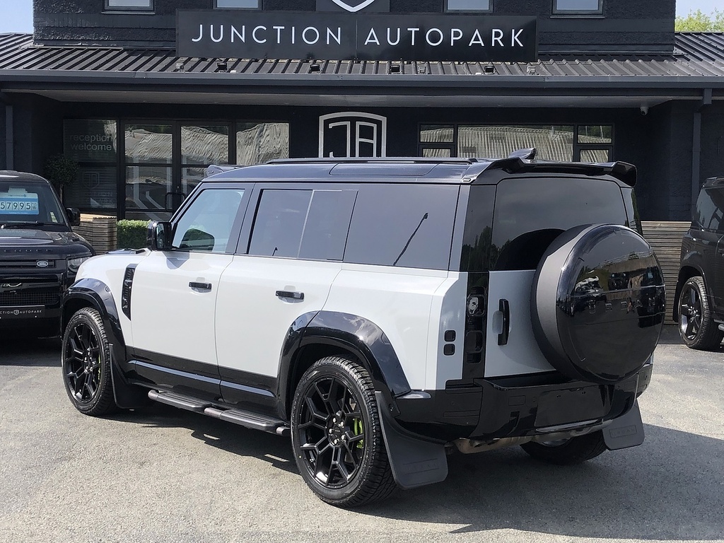 Land Rover Defender 110 D300 Mhev Hse YA21GOP Silver #3