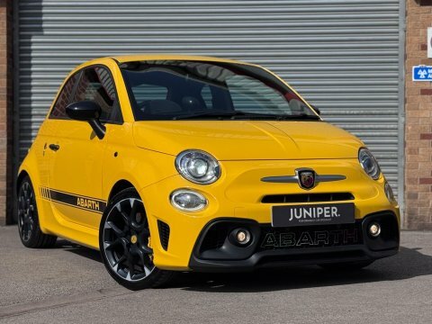 Abarth 595 1.4 T-jet Competizione Yellow