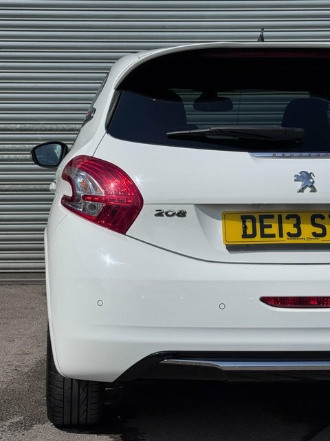 Peugeot 208 Hatchback 1.2 Vti Allure Euro 5 201313 Grey #19