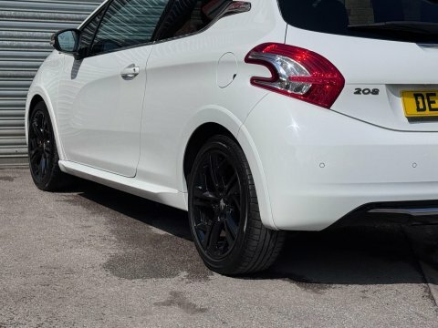Peugeot 208 Hatchback 1.2 Vti Allure Euro 5 201313 Grey #21