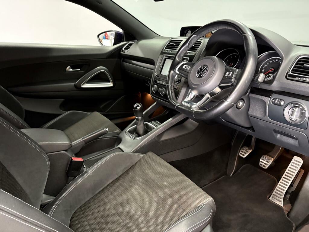 Volkswagen Scirocco 1.4 Tsi Gt Euro 6 Ss Purple #5