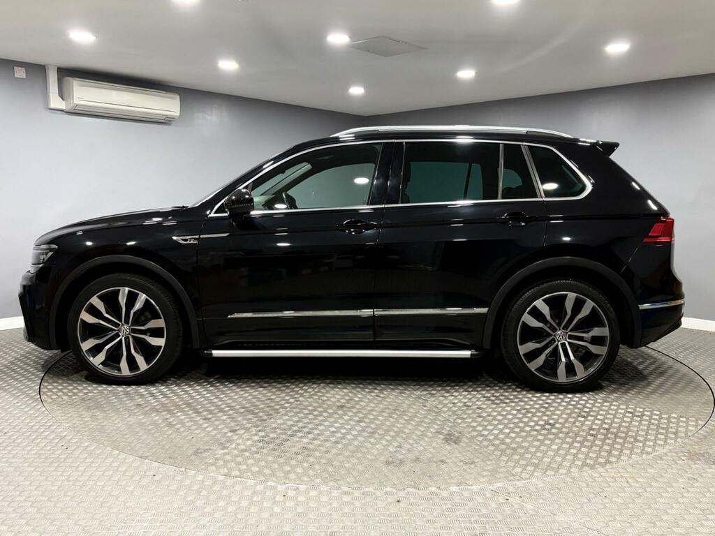 Volkswagen Tiguan 2.0 Tdi R-line Tech Suv Dsg 4Motion Eur VN20LVX Black #6