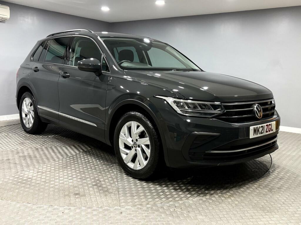 Volkswagen Tiguan 1.5 Tsi Life Euro 6 Ss Grey
