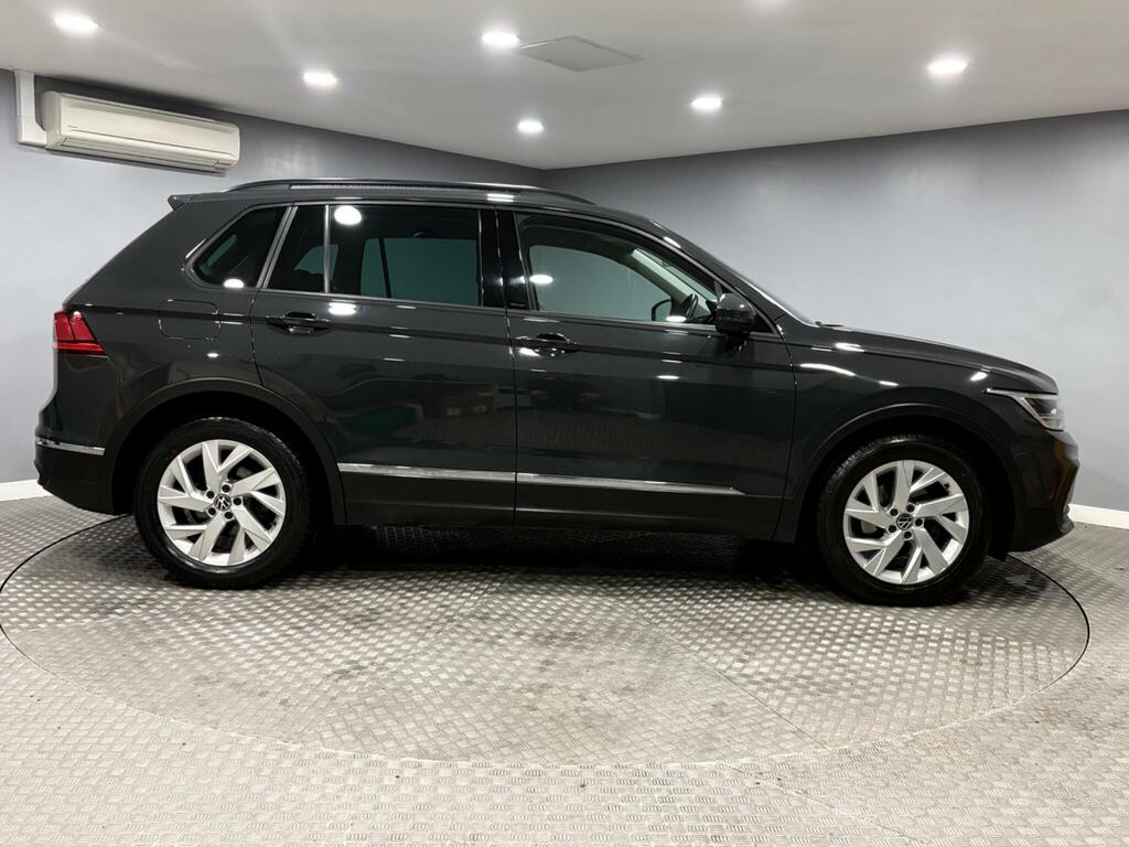 Volkswagen Tiguan 1.5 Tsi Life Euro 6 Ss MK21ZGL Grey #2