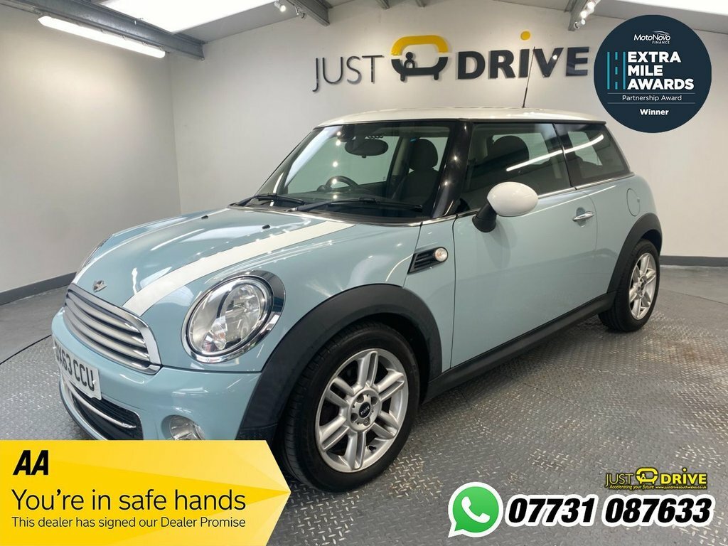 Mini Hatch 1.6L Cooper Blue