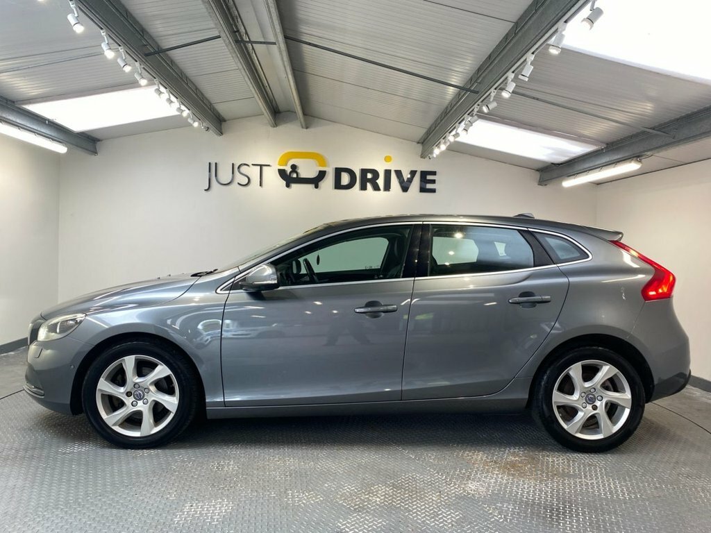 Volvo V40 2L Se Lux Nav OY66VMW Grey #3