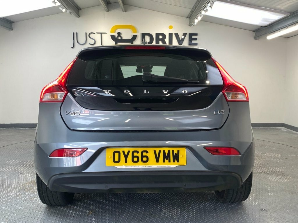 Volvo V40 2L Se Lux Nav OY66VMW Grey #5