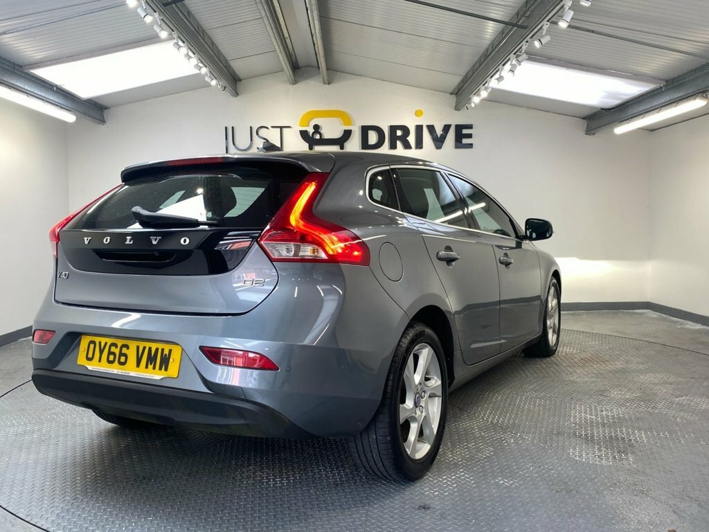 Volvo V40 2L Se Lux Nav OY66VMW Grey #6