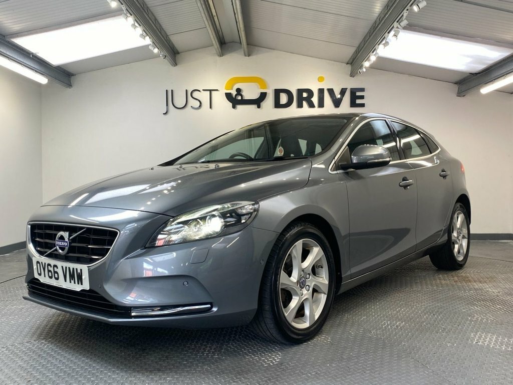Volvo V40 2L Se Lux Nav OY66VMW Grey #2