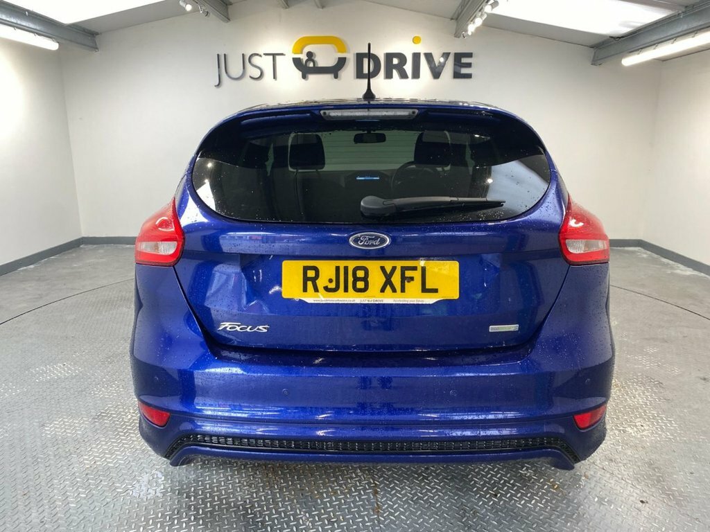 Ford Focus 1L St-line RJ18XFL Blue #4