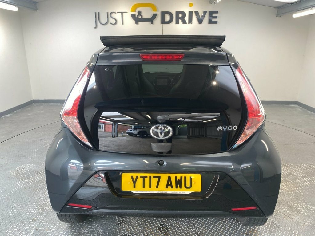 Toyota Aygo 1L X-clusiv3 YT17AWU Grey #5