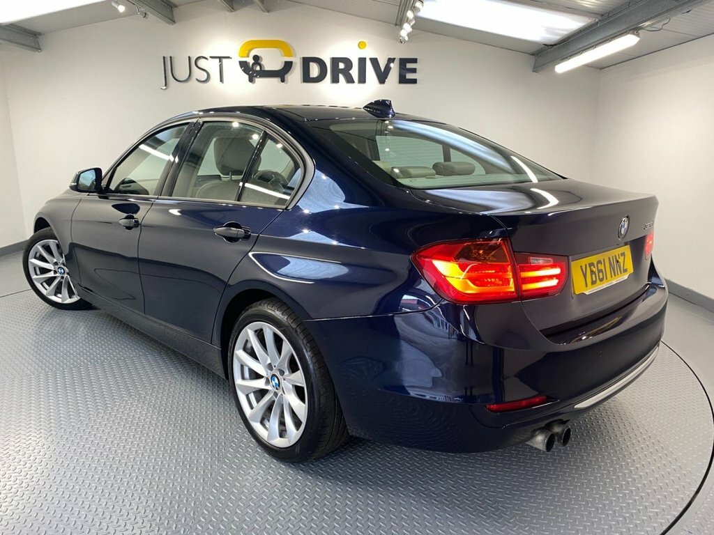 BMW 3 Series Saloon YB61NNZ Blue #3