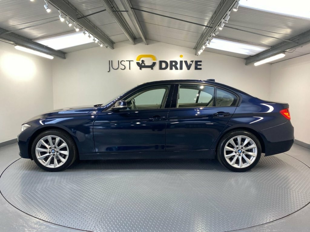 BMW 3 Series Saloon YB61NNZ Blue #2