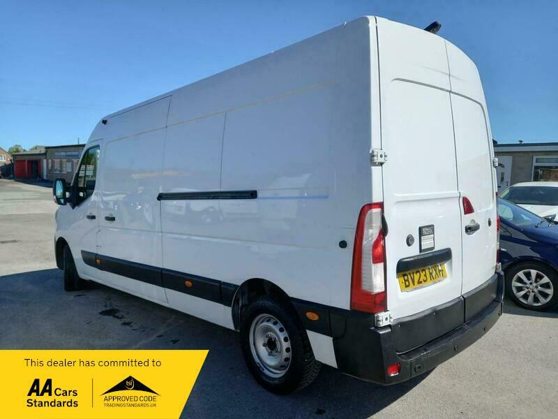 Renault Master 35 L3h2 P V BV23RXH White #4