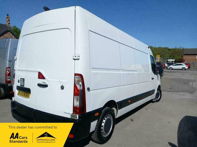 Renault Master 35 L3h2 P V BV23RXH White #3