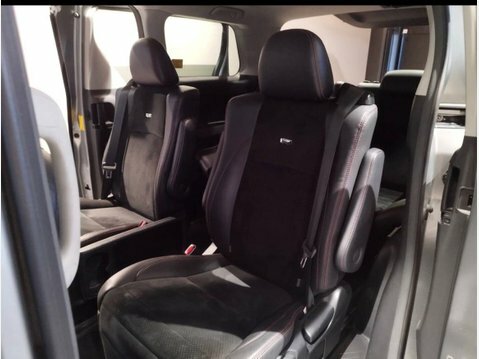 Toyota Alphard Mpv White #12