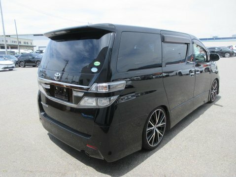 Toyota Vellfire 2.4 Z Golden Black #4