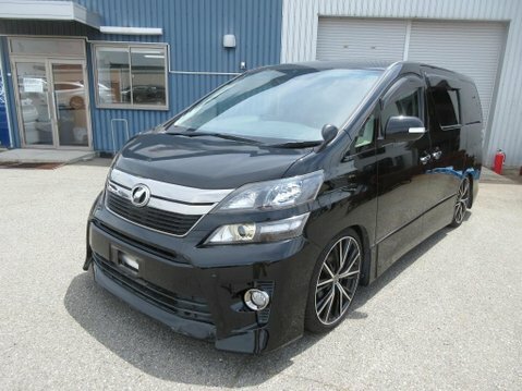 Toyota Vellfire 2.4 Z Golden Black