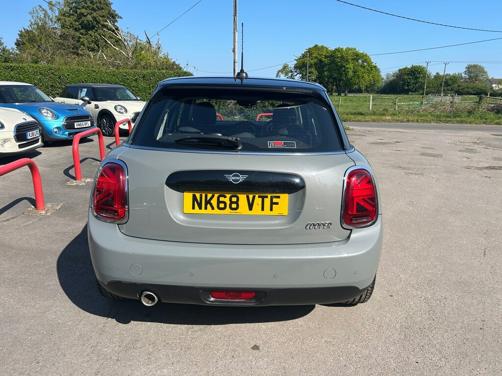Mini Hatch 1.5 Cooper Classic II NK68VTF Grey #4