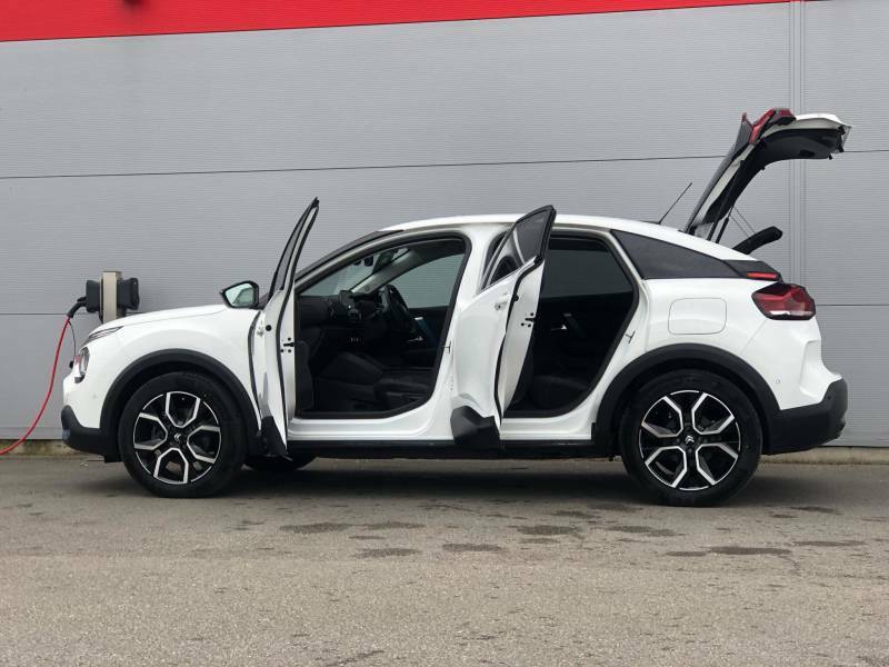 Citroen e-C4 50Kwh Shine Plus 7.4Kw Charger - 2023 SL73BXJ White #6