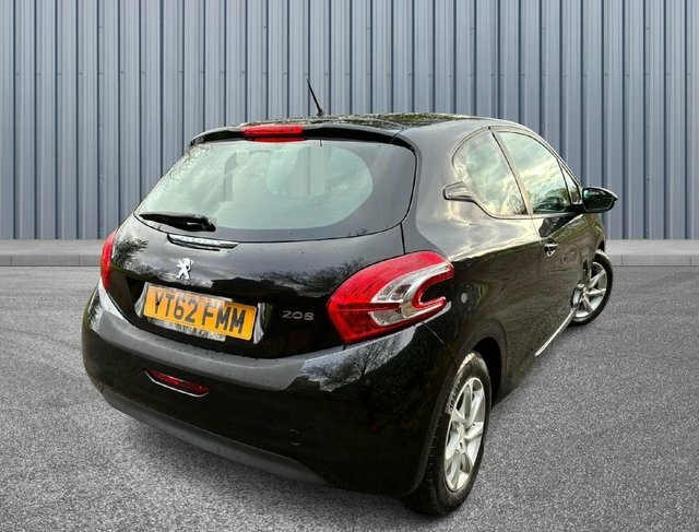 Peugeot 208 1.2 Vti Active Euro 5 Black #6