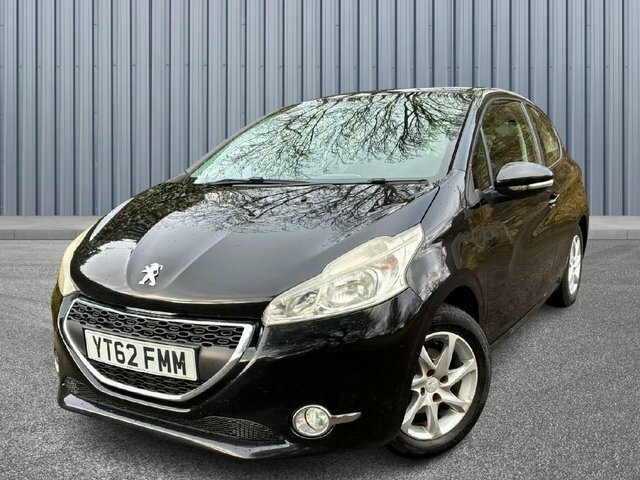 Peugeot 208 1.2 Vti Active Euro 5 Black #3