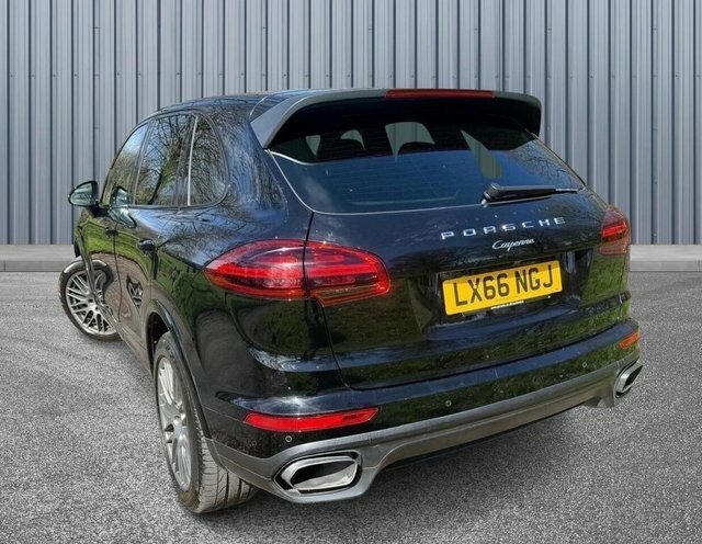 Porsche Cayenne 3.0 Td V6 Platinum Edition Tiptronics 4Wd Euro 6 LX66NGJ Black #4