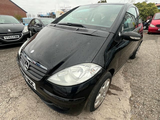 Mercedes-Benz A Class 2.0 A160 Cdi Classic Se Cvt Black #3