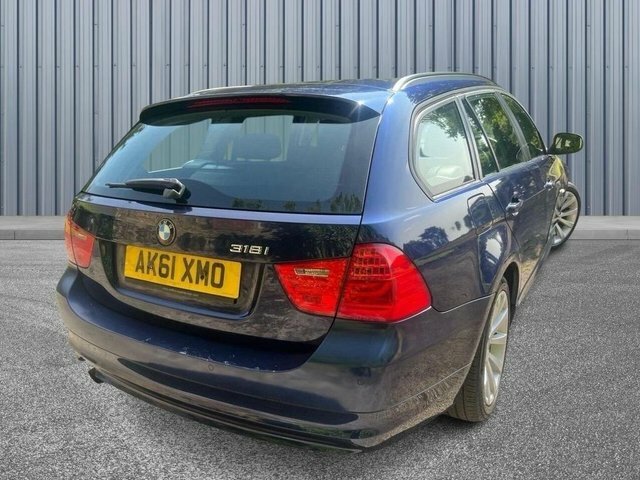 BMW 3 Series 2.0 318I Se Touring Steptronic Euro 5 AK61XMO Blue #6