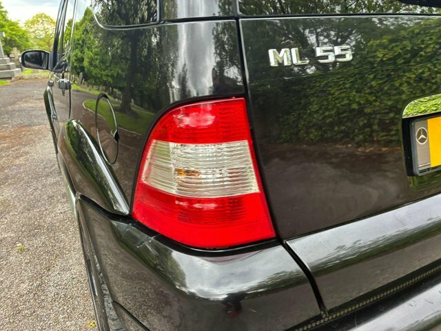 Mercedes-Benz M Class Ml 350 Black #64