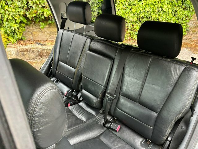 Mercedes-Benz M Class Ml 350 Black #18