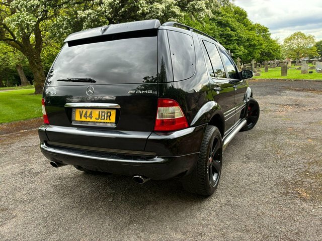 Mercedes-Benz M Class Ml 350 Black #70