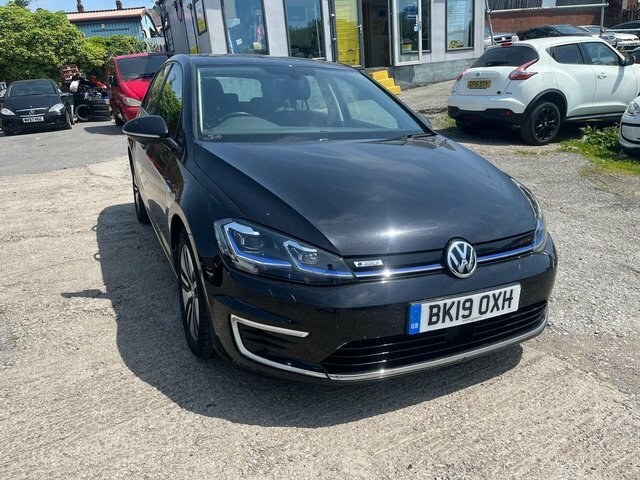 Volkswagen e-Golf 35.8Kwh E-golf Black
