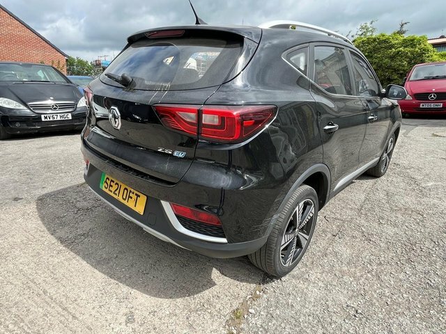 MG ZS 44.5Kwh Exclusive SE21OFT Black #6