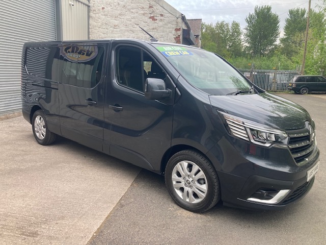 Renault Trafic Mpv Grey