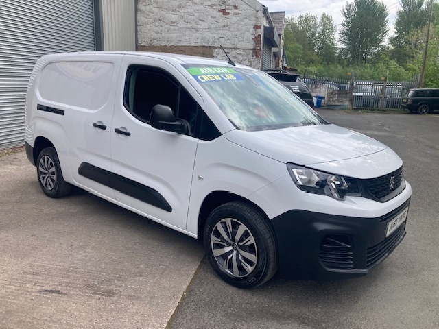 Peugeot Partner Mpv White