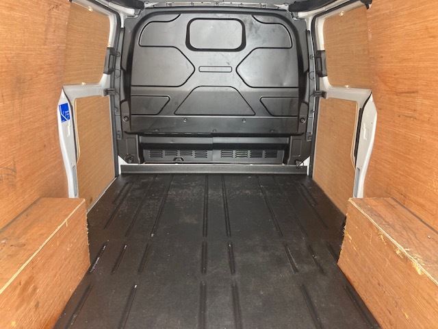 Ford Transit Custom Mpv FJ23RRV White #5
