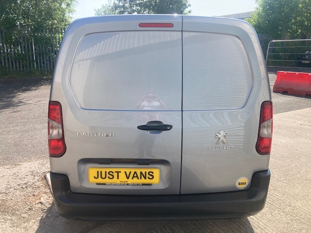Peugeot Partner Mpv GJ23RZZ Grey #4