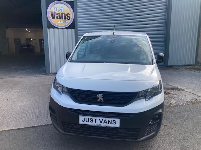 Peugeot Partner Mpv AF22BMU White #2