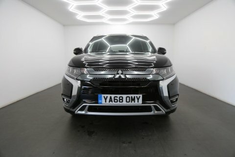 Mitsubishi Outlander 2.4H Twinmotor 13.8Kwh YA68OMY Black #2
