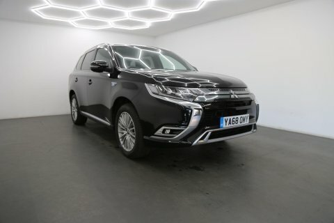 Mitsubishi Outlander 2.4H Twinmotor 13.8Kwh Black