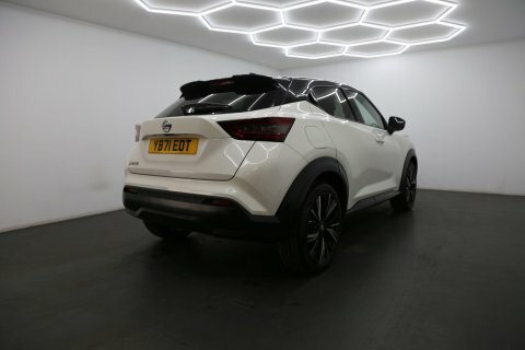 Nissan Juke 1.0 Dig-t Tekna YB71EOT White #4