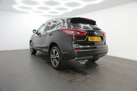 Nissan Qashqai 1.5 Dci N-connecta DS69JYG Black #6