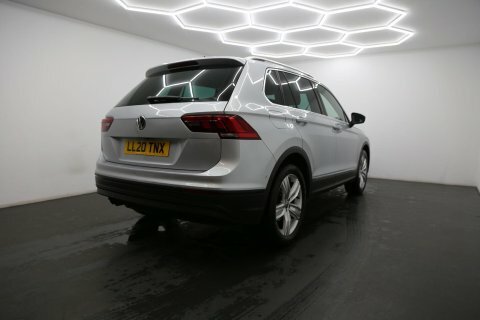 Volkswagen Tiguan 1.5 Tsi Evo LL20TNX Silver #4