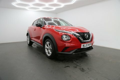 Nissan Juke 1.0 Dig-t N-connecta Red
