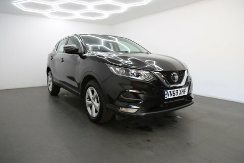 Nissan Qashqai 1.3 Dig-t Acenta Black