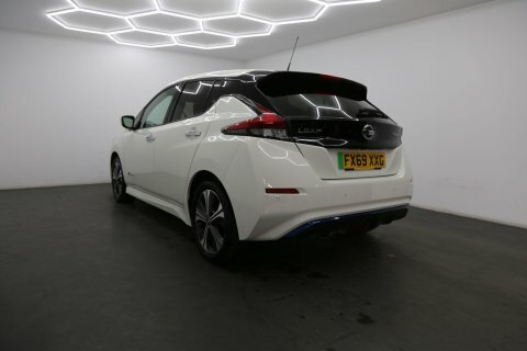 Nissan Leaf 40Kwh N-connecta FX69XXG White #6