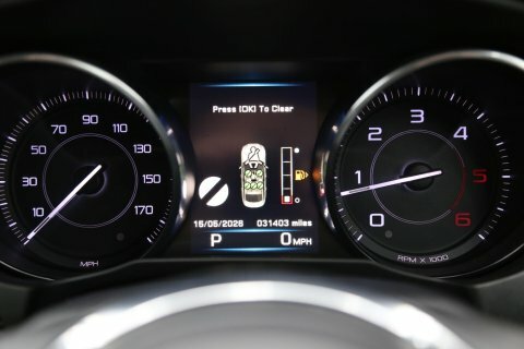Jaguar XE R-dynamic Hse Black Grey #11
